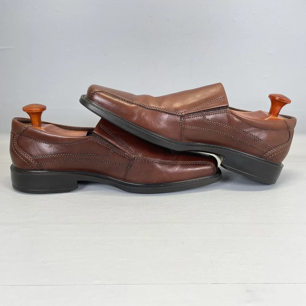 Ecco Oxford Shoes Mens Size 10 EU 44 Brown Leather Slip On Comfort Dress Casual